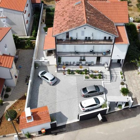 Bed & Breakfast Maki Biograd Na Moru Exterior foto