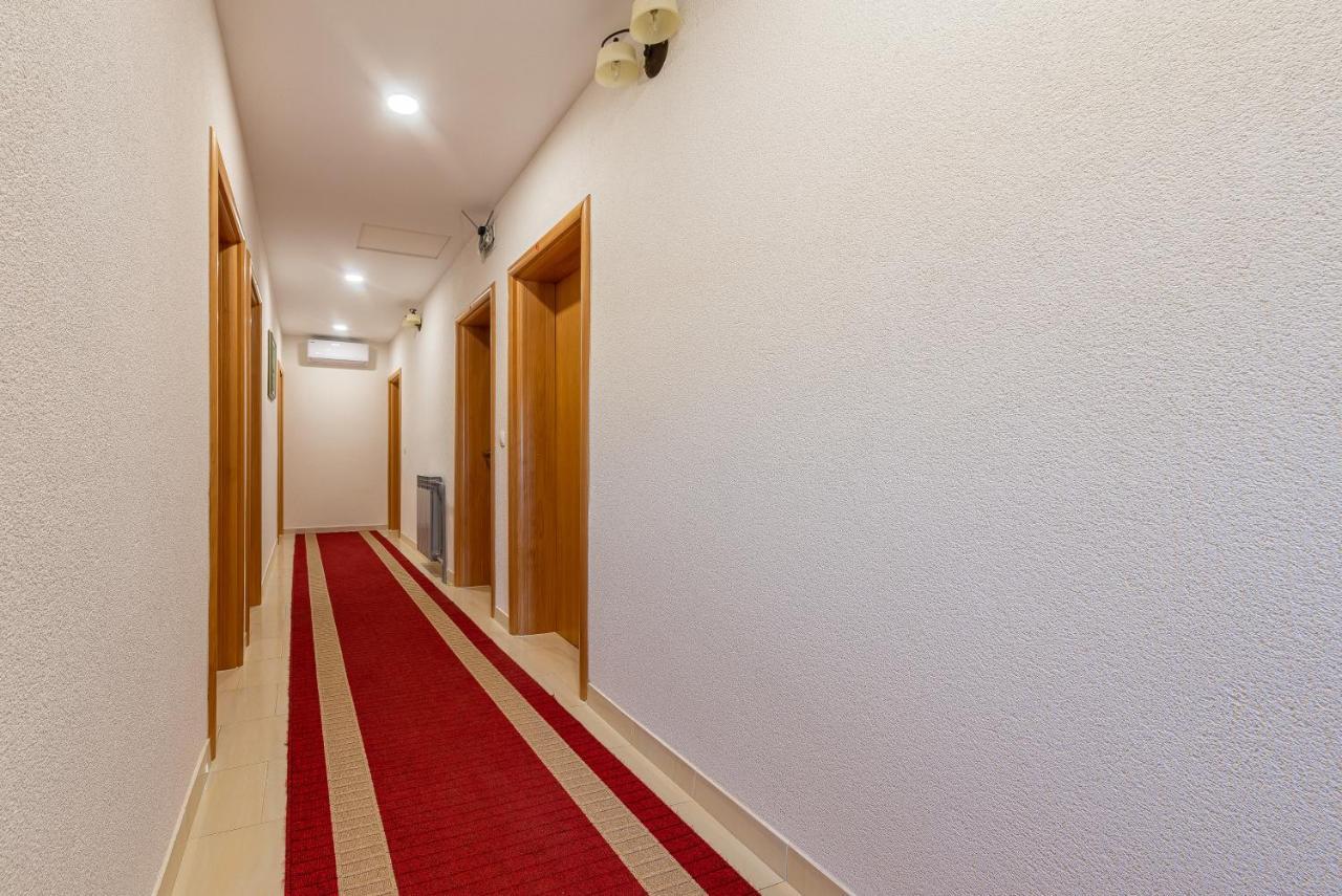 Bed & Breakfast Maki Biograd Na Moru Exterior foto